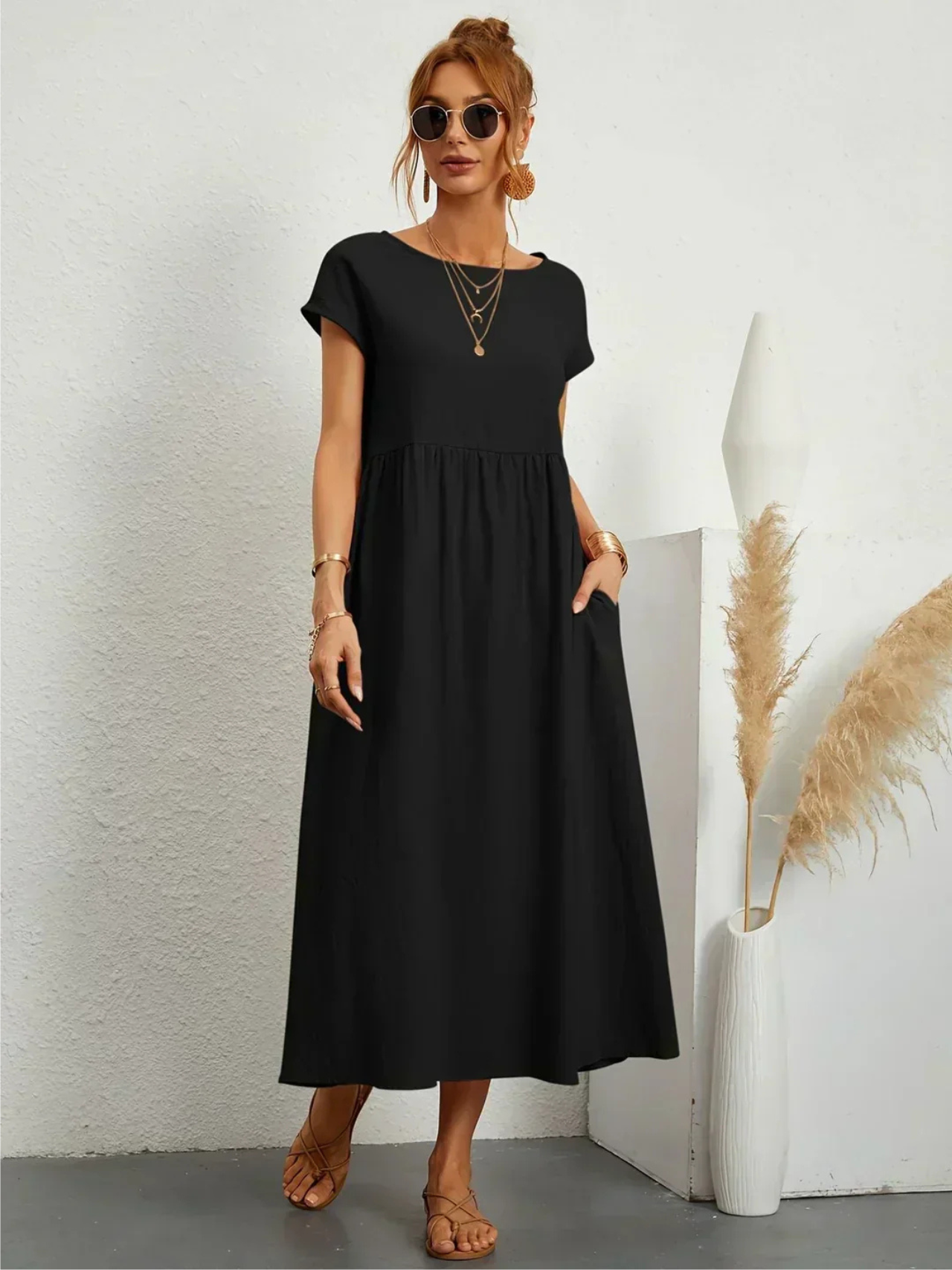 Marianne™ | Elegant rundhalsad klänning