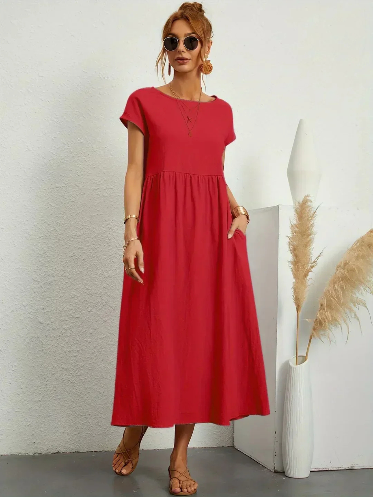 Marianne™ | Elegant rundhalsad klänning