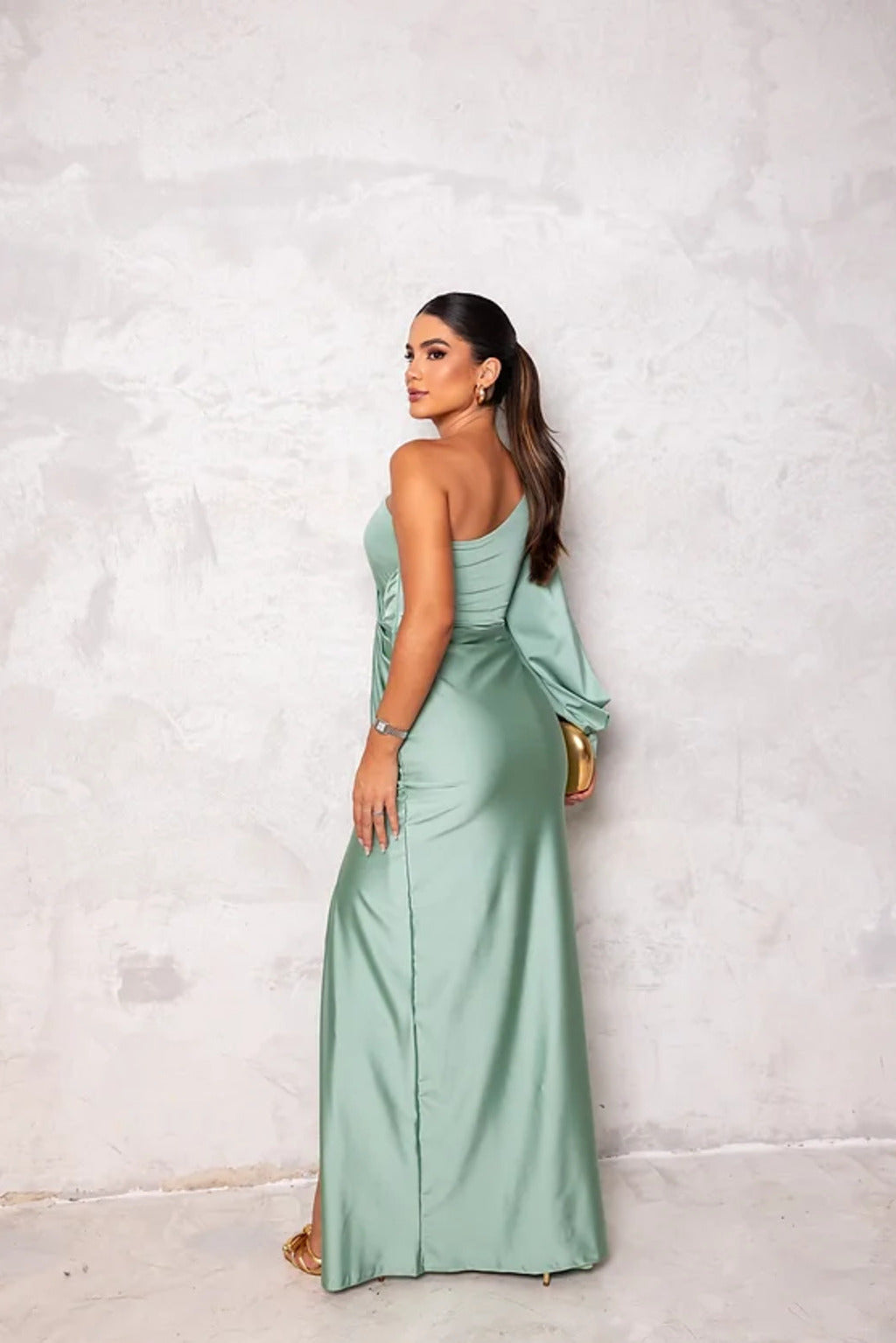 Anna | Chic Silhouette Dress
