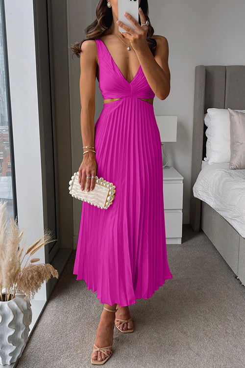 Elsa | Chic Pleated Maxi Dress