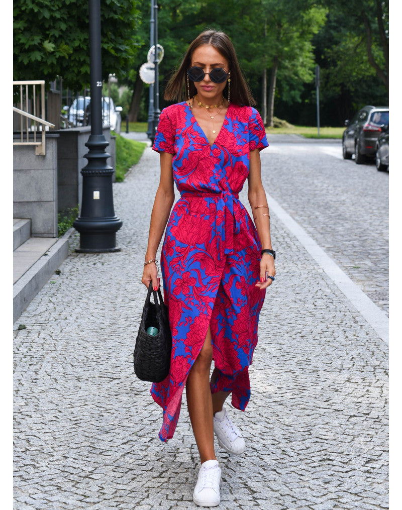 "Linda | Bekväm Klänning" can be rewritten as "Linda | Comfy Dress".