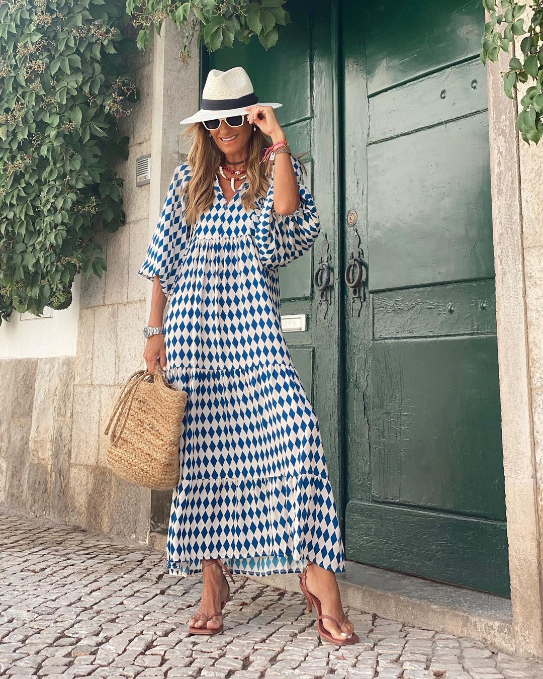 Amaya | Chic Midi Dress