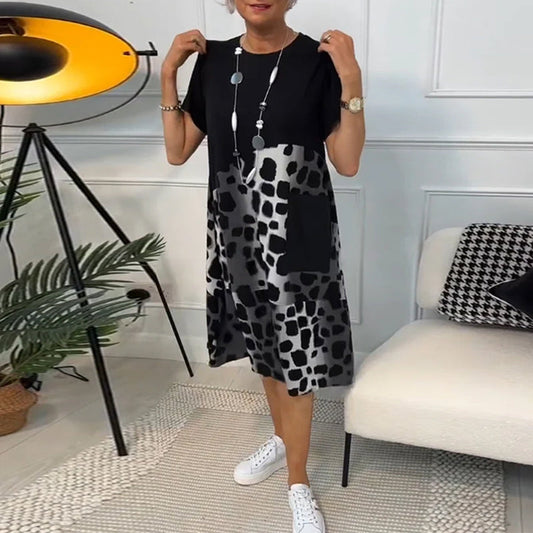Lina | Lätt och luftig sommarklänning med rund halsringning