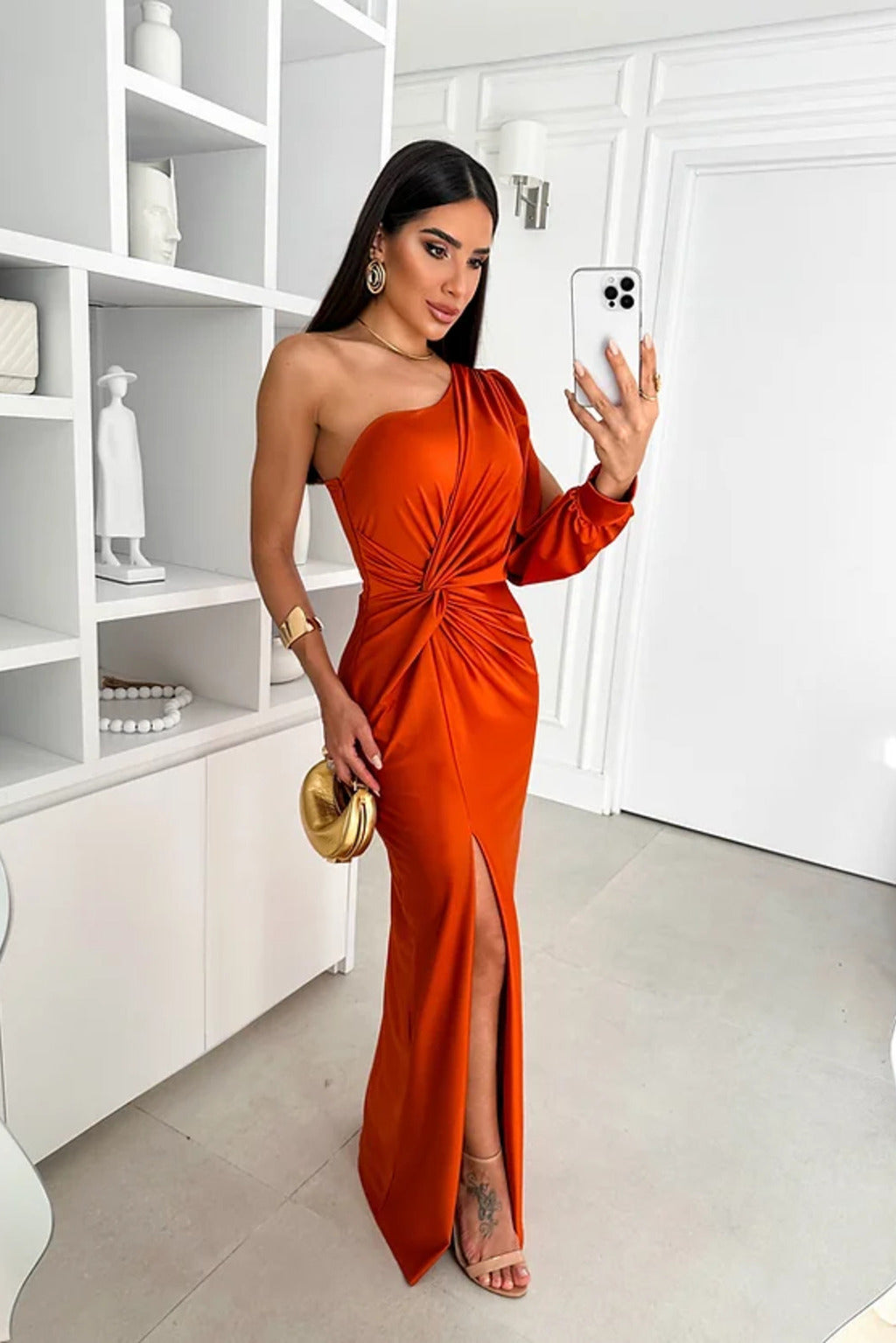 Anna | Chic Silhouette Dress