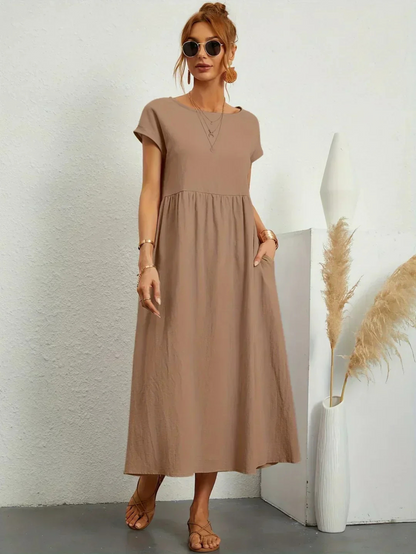 Marianne™ | Elegant rundhalsad klänning
