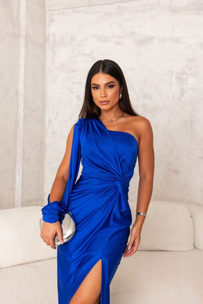 Anna | Chic Silhouette Dress