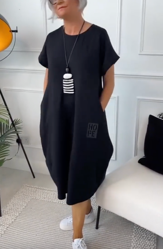 Zuzanna | Lätt och luftig sommarklänning med rund hals